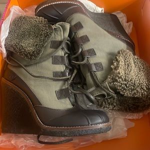 Tory Burch booties size 7